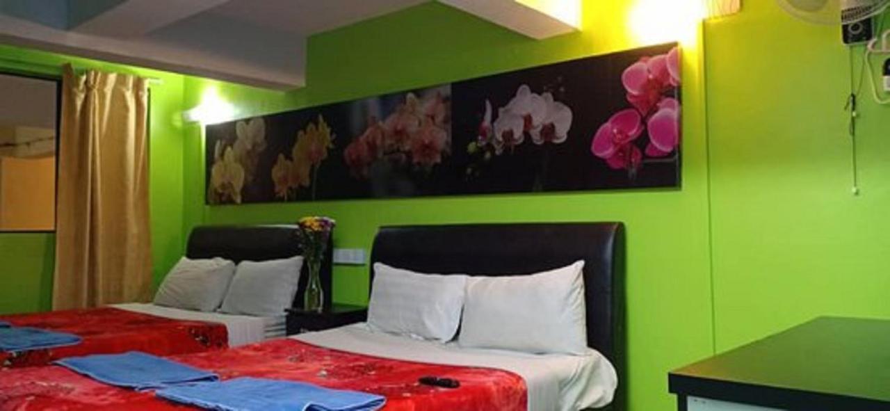 Oyo 90760 Lily Haven Hotel Tanah Rata Exteriör bild